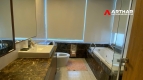 Xi Riverview Palace 3 bedroom apartment, size 201m²