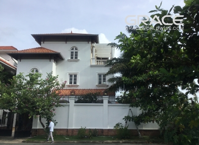 Riverview House with pool & garden for rent in Ho Chi Minh City